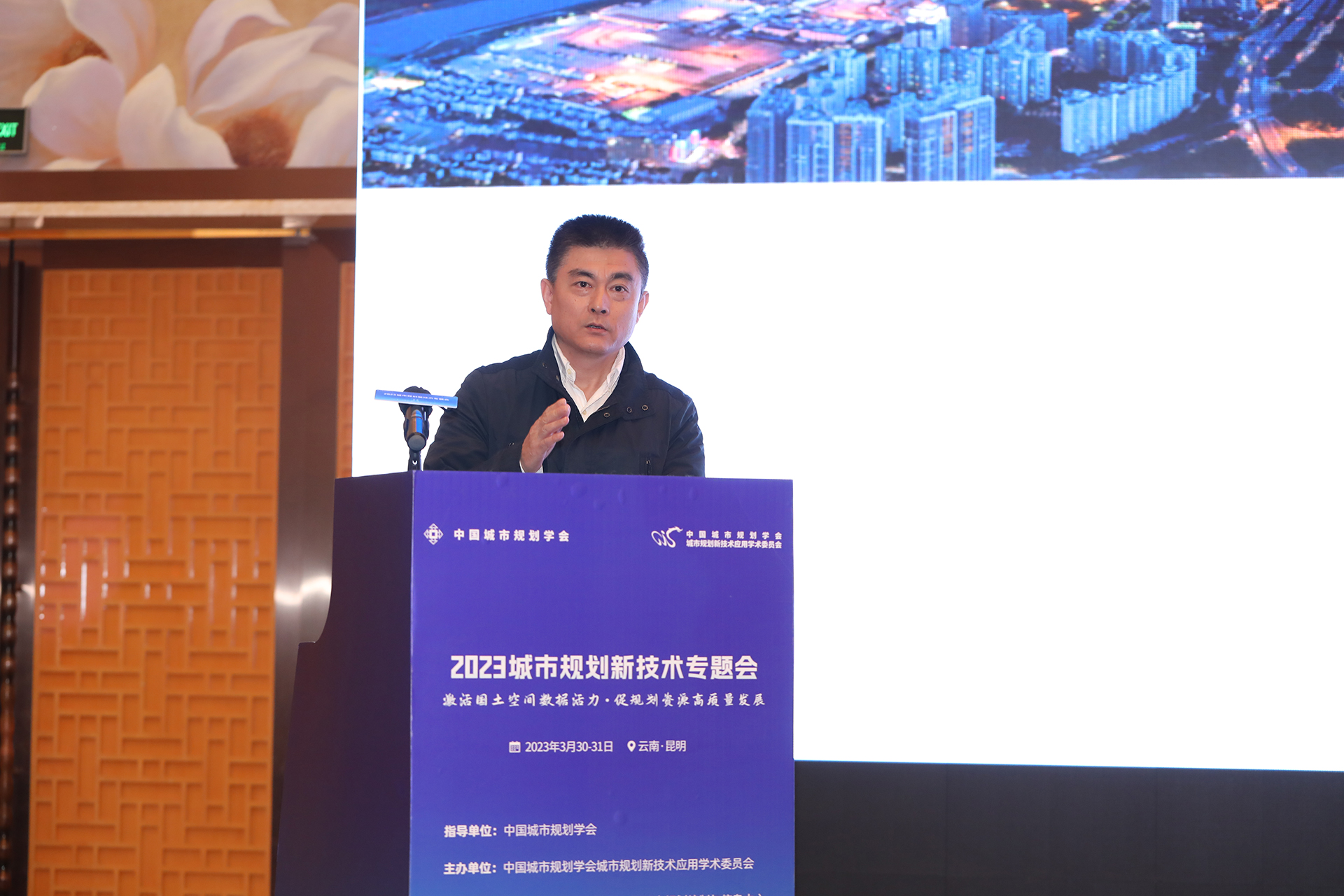 李春陽(yáng)-1-.jpg 李春陽(yáng)-1-.jpg